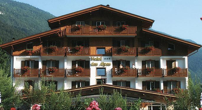 Hotel Des Alpes Molveno Exterior foto
